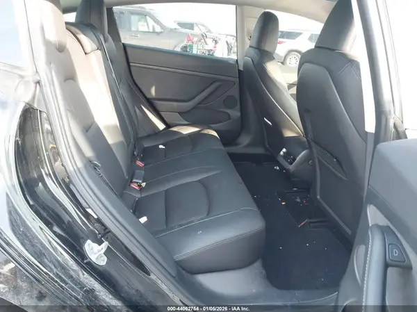 5YJ3E1EB9PF671600 2023 TESLA MODEL 3 - Image 8