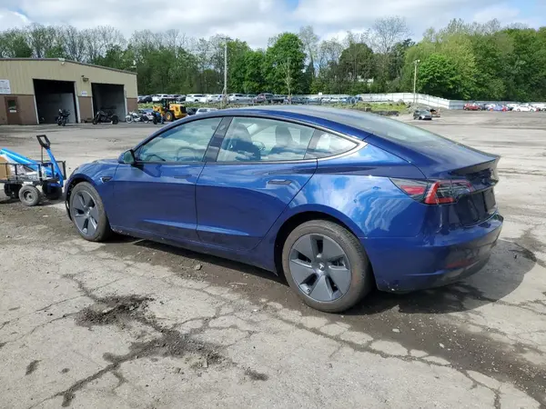 5YJ3E1EB9PF673556 2023 TESLA MODEL 3 - Image 2