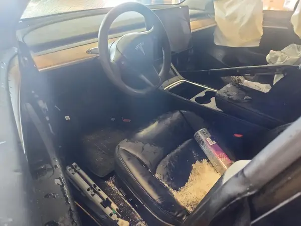 5YJ3E1EB9PF676666 2023 TESLA MODEL 3 - Image 8