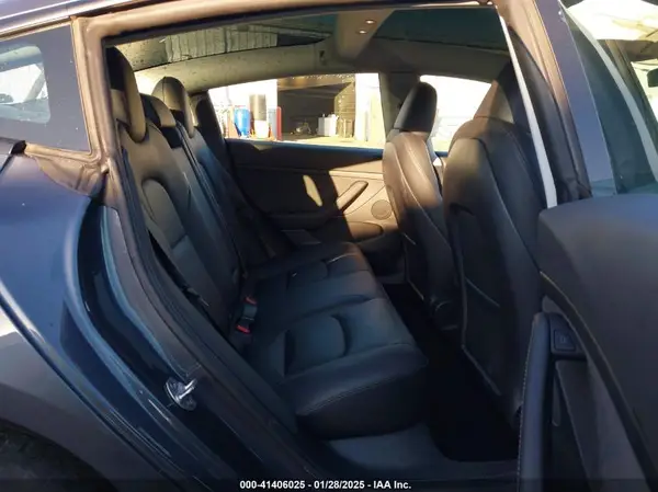 5YJ3E1EB9PF679390 2023 TESLA MODEL 3 - Image 8