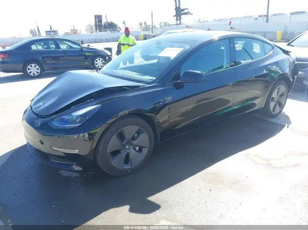 5YJ3E1EB9PF680071 2023 TESLA MODEL 3 - Image 2
