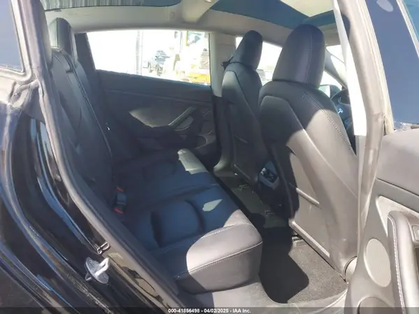 5YJ3E1EB9PF680071 2023 TESLA MODEL 3 - Image 8