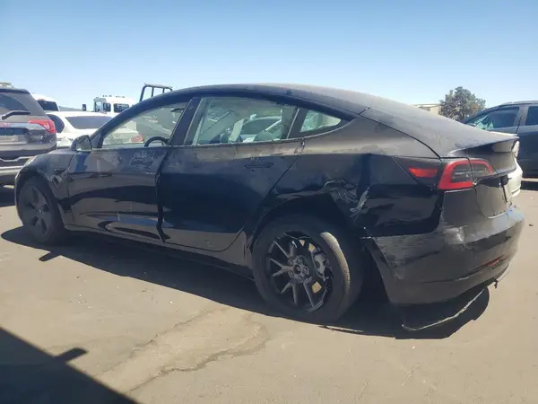 5YJ3E1EB9PF712288 2023 TESLA MODEL 3 - Image 2
