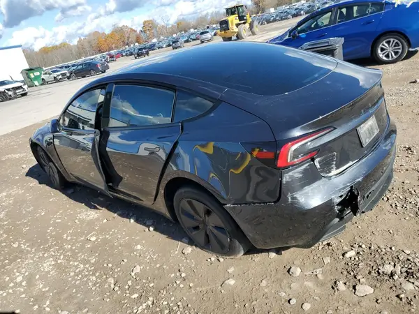 5YJ3E1EB9RF716943 2024 TESLA MODEL 3 - Image 2
