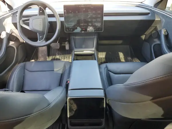 5YJ3E1EB9RF716943 2024 TESLA MODEL 3 - Image 8