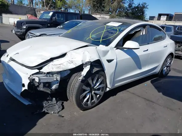 5YJ3E1EB9RF730809 2024 TESLA MODEL 3 - Image 2