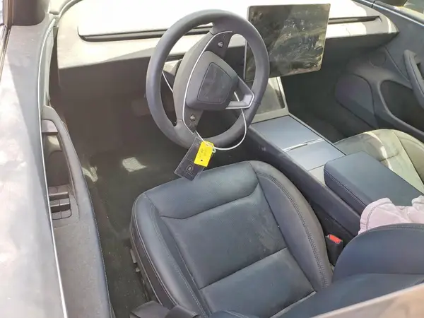 5YJ3E1EB9RF738330 2024 TESLA MODEL 3 - Image 8