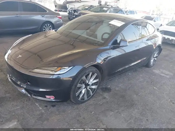 5YJ3E1EB9RF753409 2024 TESLA MODEL 3 - Image 2