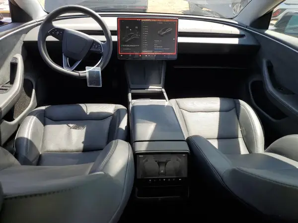 5YJ3E1EB9RF755385 2024 TESLA MODEL 3 - Image 8