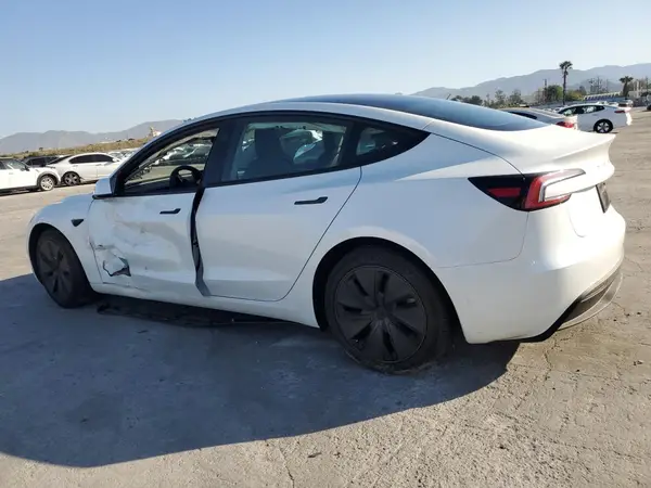 5YJ3E1EB9RF759355 2024 TESLA MODEL 3 - Image 2