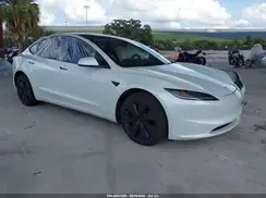 5YJ3E1EB9RF770002 2024 TESLA MODEL 3