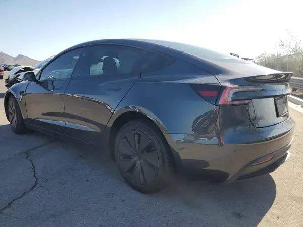 5YJ3E1EB9RF796776 2024 TESLA MODEL 3 - Image 2