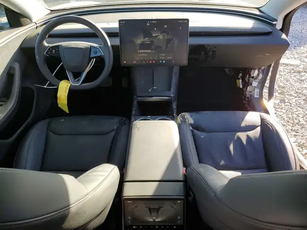 5YJ3E1EB9RF797202 2024 TESLA MODEL 3 - Image 8