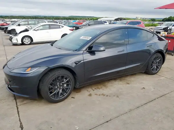 5YJ3E1EB9RF798785 2024 TESLA MODEL 3 - Image 1