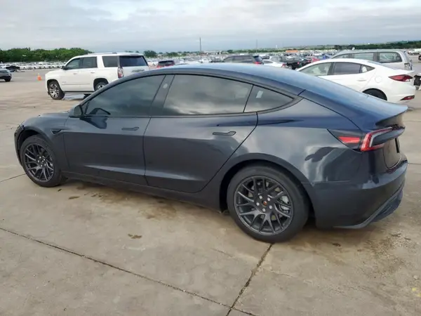 5YJ3E1EB9RF798785 2024 TESLA MODEL 3 - Image 2