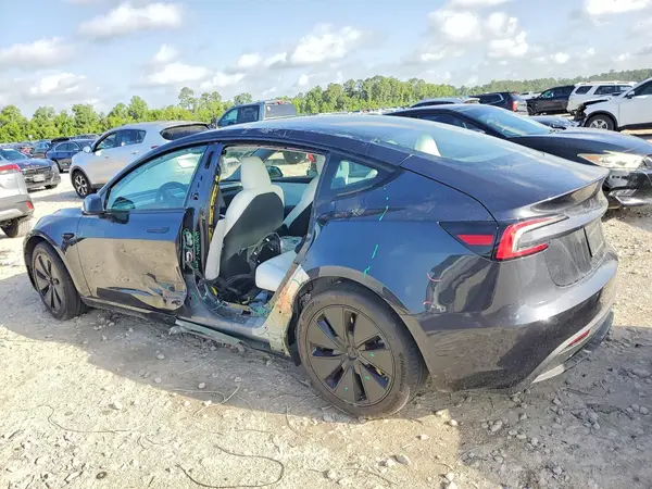 5YJ3E1EB9RF806576 2024 TESLA MODEL 3 - Image 2