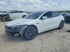 5YJ3E1EB9RF809588 2024 TESLA MODEL 3