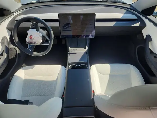 5YJ3E1EB9RF811289 2024 TESLA MODEL 3 - Image 8