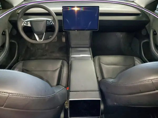 5YJ3E1EB9RF811941 2024 TESLA MODEL 3 - Image 8