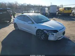 5YJ3E1EB9RF814578 2024 TESLA MODEL 3