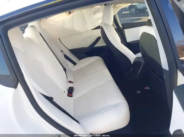 5YJ3E1EB9RF814578 2024 TESLA MODEL 3 - Image 8