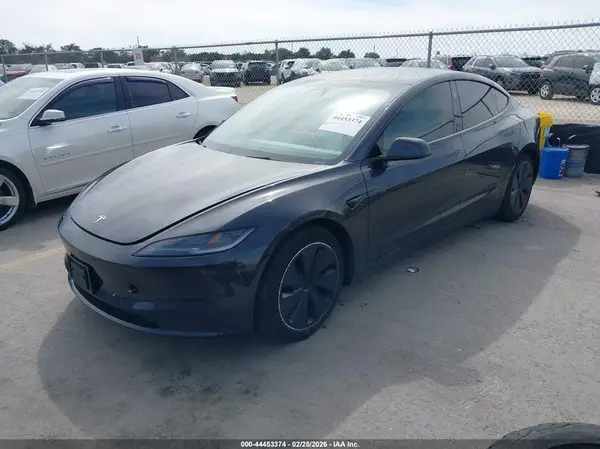 5YJ3E1EB9RF821742 2024 TESLA MODEL 3 - Image 2
