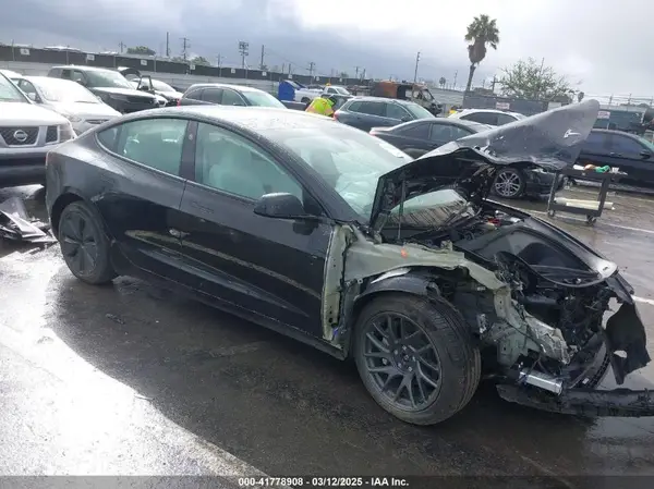 5YJ3E1EB9RF841652 2024 TESLA MODEL 3 - Image 1