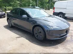 5YJ3E1EB9SF053220 2025 TESLA MODEL 3