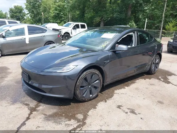 5YJ3E1EB9SF053220 2025 TESLA MODEL 3 - Image 2