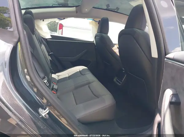 5YJ3E1EB9SF053220 2025 TESLA MODEL 3 - Image 8
