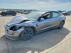 5YJ3E1EB9SF060944 2025 TESLA MODEL 3