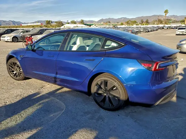 5YJ3E1EB9SF874916 2025 TESLA MODEL 3 - Image 2
