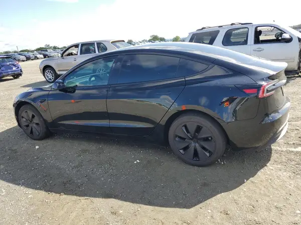 5YJ3E1EB9SF875516 2025 TESLA MODEL 3 - Image 2