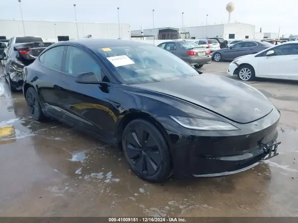 5YJ3E1EB9SF879372 2025 TESLA MODEL 3 - Image 1