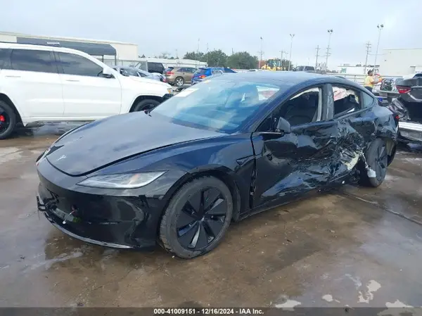 5YJ3E1EB9SF879372 2025 TESLA MODEL 3 - Image 2