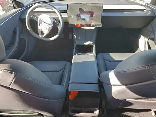 5YJ3E1EB9SF883342 2025 TESLA MODEL 3 - Image 8