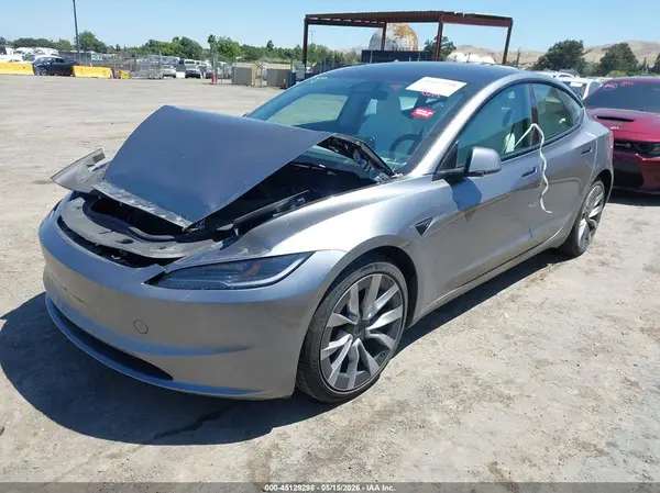 5YJ3E1EB9SF892865 2025 TESLA MODEL 3 - Image 2