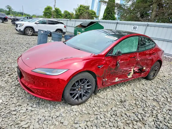 5YJ3E1EB9SF916615 2025 TESLA MODEL 3 - Image 1