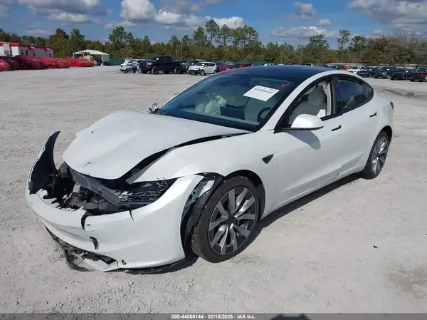 5YJ3E1EB9SF926495 2025 TESLA MODEL 3 - Image 2