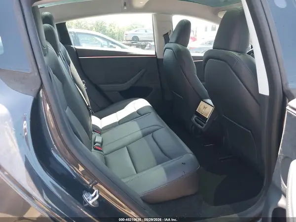 5YJ3E1EB9SF927291 2025 TESLA MODEL 3 - Image 8