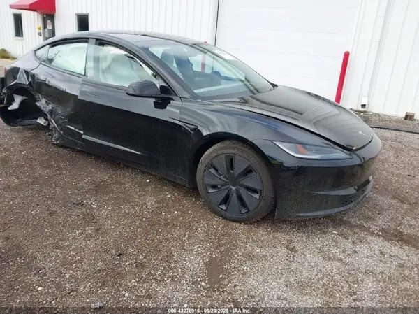 5YJ3E1EB9SF953857 2025 TESLA MODEL 3 - Image 1