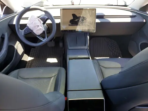 5YJ3E1EB9SF964566 2025 TESLA MODEL 3 - Image 8