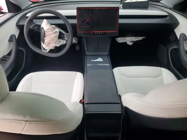 5YJ3E1EB9SF964910 2025 TESLA MODEL 3 - Image 8