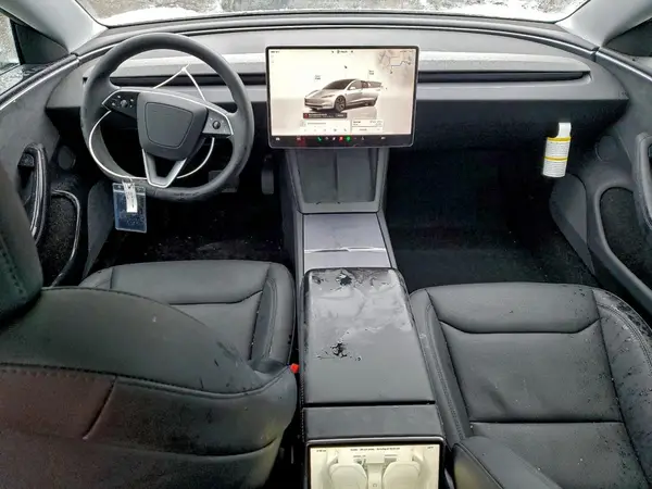 5YJ3E1EB9SF980203 2025 TESLA MODEL 3 - Image 8