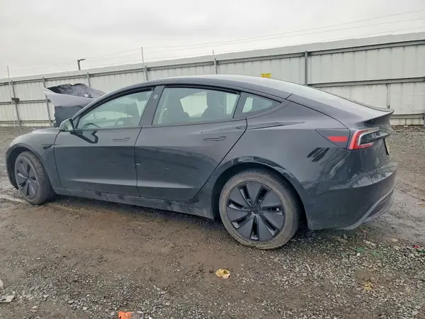 5YJ3E1EB9TF118715 2026 TESLA MODEL 3 - Image 2