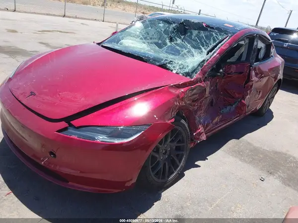 5YJ3E1EB9TF133408 2026 TESLA MODEL 3 - Image 2