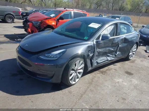 5YJ3E1EBXJF055203 2018 TESLA MODEL 3 - Image 2