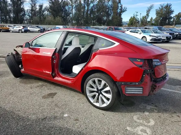 5YJ3E1EBXJF056111 2018 TESLA MODEL 3 - Image 2