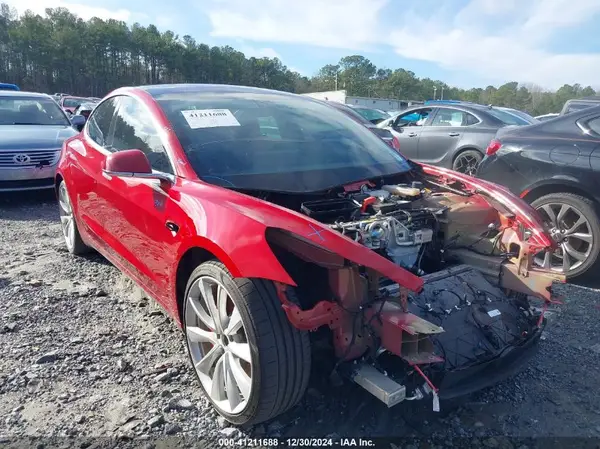 5YJ3E1EBXJF063141 2018 TESLA MODEL 3 - Image 1