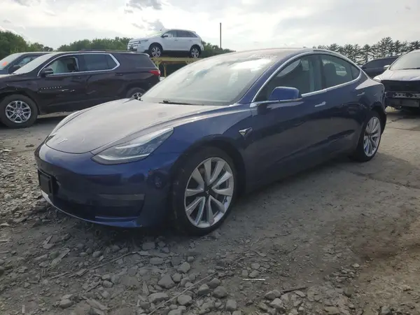 5YJ3E1EBXJF063981 2018 TESLA MODEL 3 - Image 1